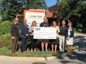Foundation give Donation to Linden Oaks